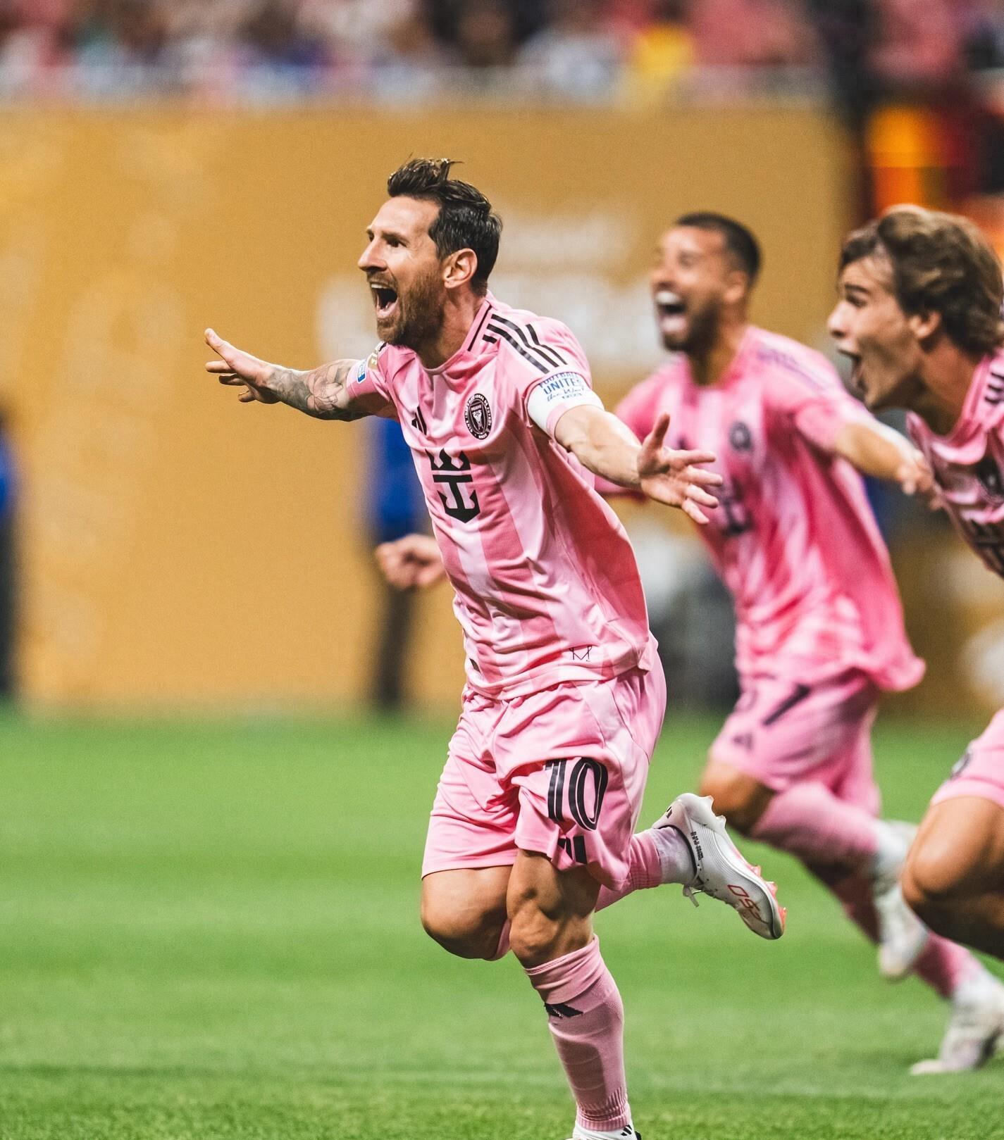 爱游戏电竞 梅西迎来二十赛季出色发挥，FPX观众热烈欢呼！